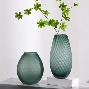 Нова креативна ваза от зелено стъкло, аранжор от лилиуми и рози, висококачествени декорация на масата