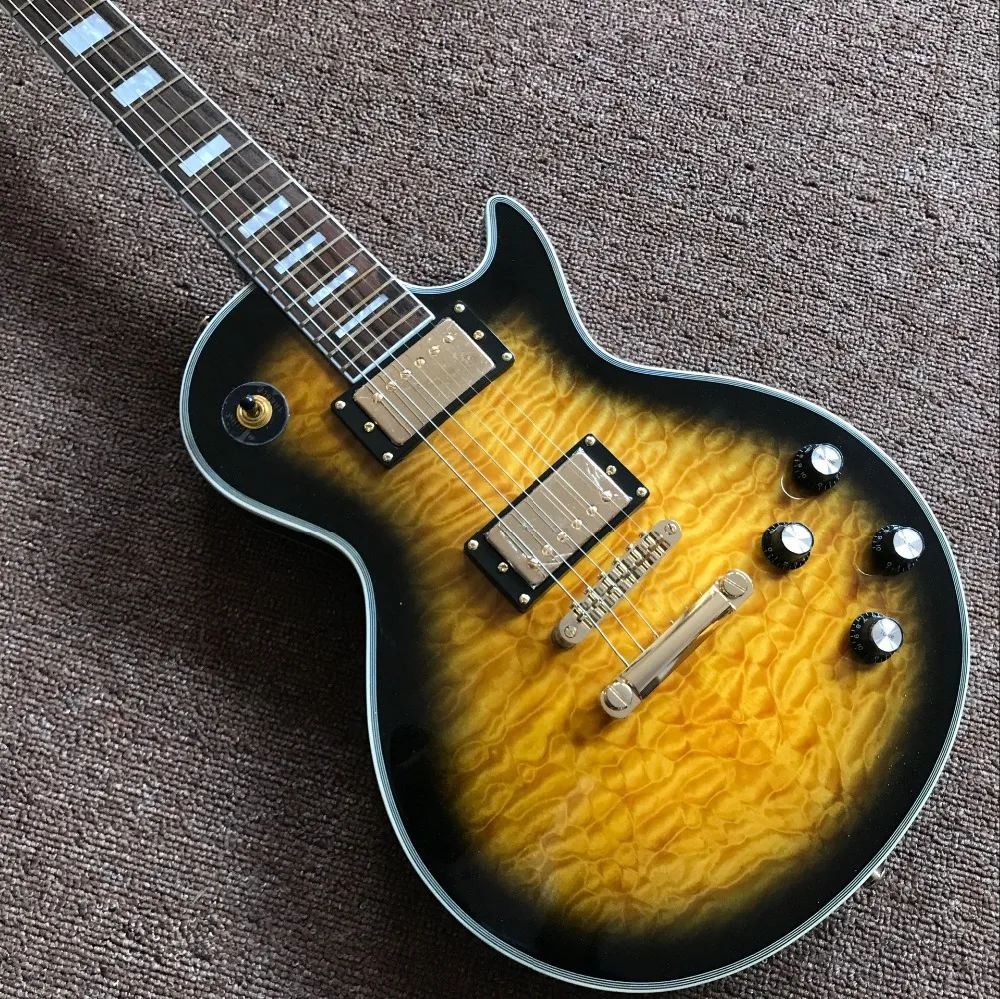 Изработена по поръчка Златна електрическа китара, аксесоари Ръчна работа 6 струни, направени по поръчка на китара корпус от махагон Огнения връх . ' - ' . 0